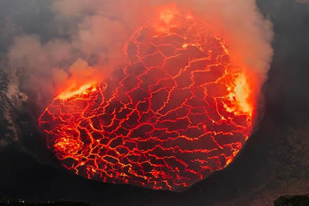 Hiking Mt Nyiragongo